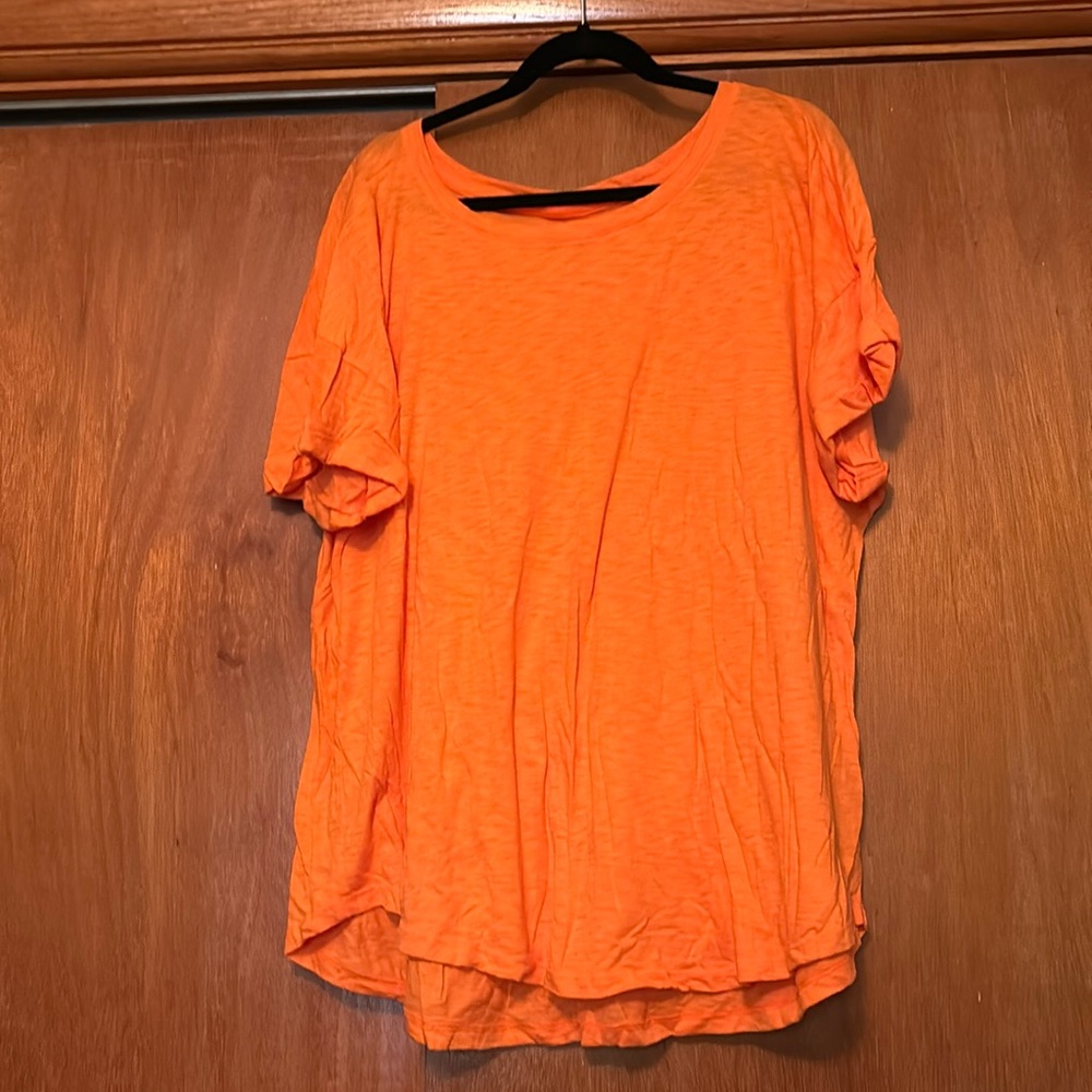 Maurice’s 24/7 Tee with Cap rolled Sleeve